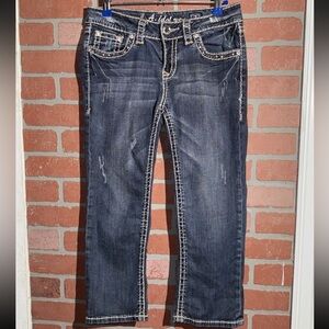 L.A. Idol Capri Jeans with Contrast Stitching & Rhinestones Juniors 7 W30 L18